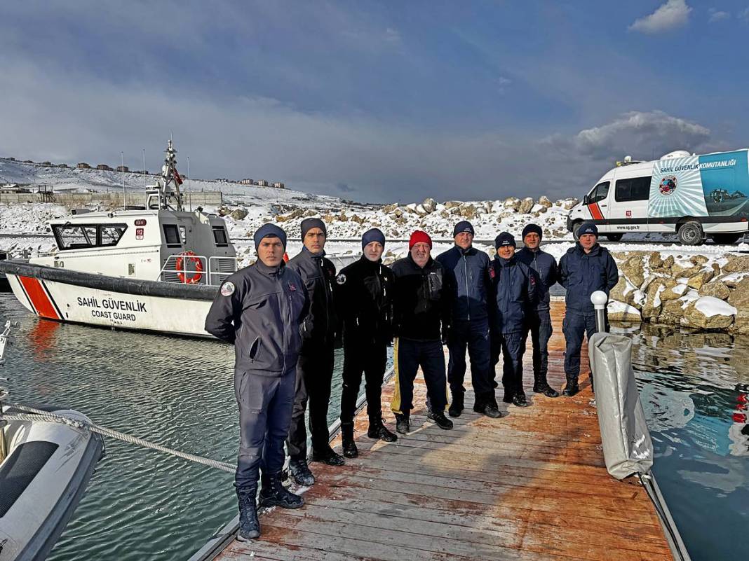 Gölde kale burcu ve duvar kalıntıları bulundu! Su altı turizmine katkı sağlayacak 21